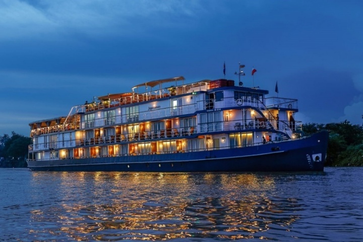 Luxury Mekong river cruise: Total high-end experience and service