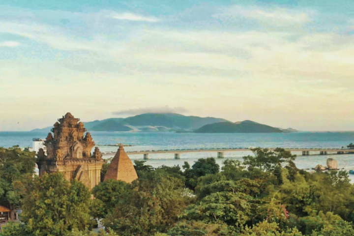 The 12 Destinations Across Vietnam: A Beach Guide for Tourist