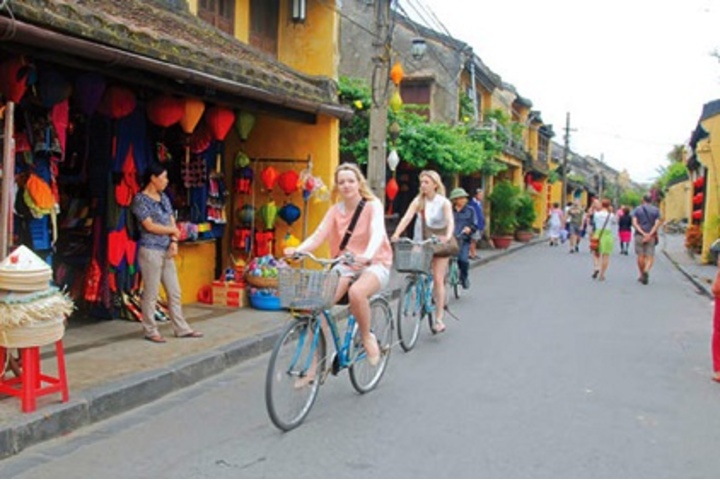 Cycling in Hoi An: A Breathtakingly Beautiful Experience