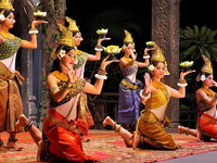Discover the Wonders of Cambodia 4 Days / 3 Nights