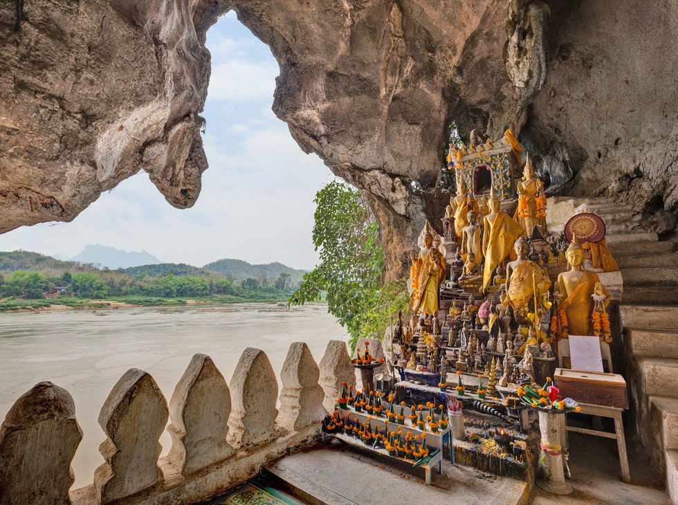 Explore the Wonders of Laos 4 Days / 3 Nights