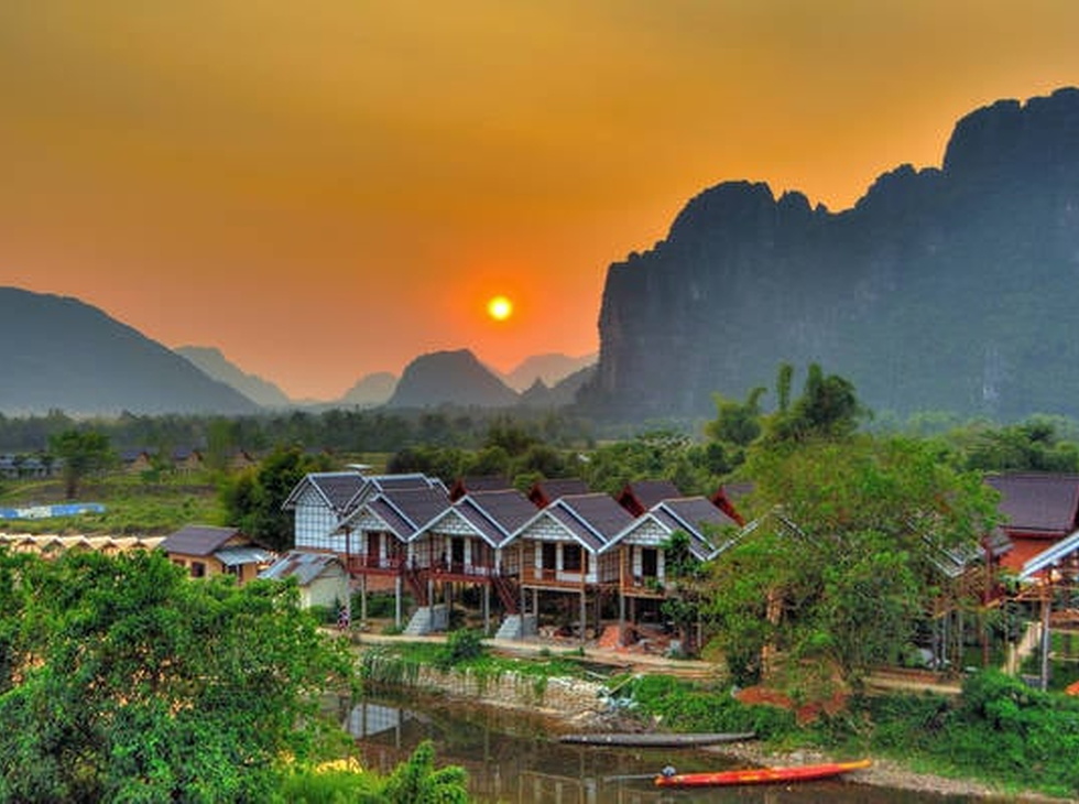 Exhilarating Journey Through Northern Vietnam & Laos 11 Days / 10 Nights