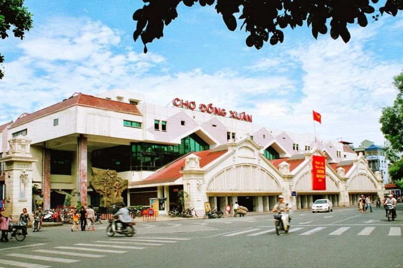 Go shopping at Dong Xuan Market during your city tour in Hanoi