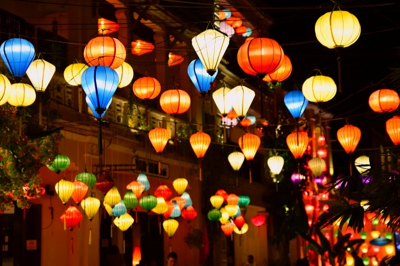 Discover colorful Vietnam through the festivals