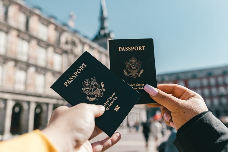 Foreigners must have a passport or document that allows international travel