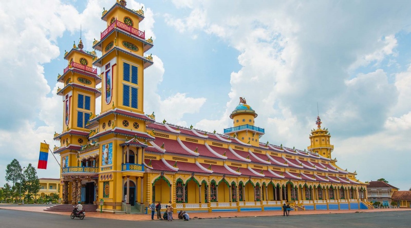 Visit Cao Dai Temple on your day trip Ho Chi Minh City
