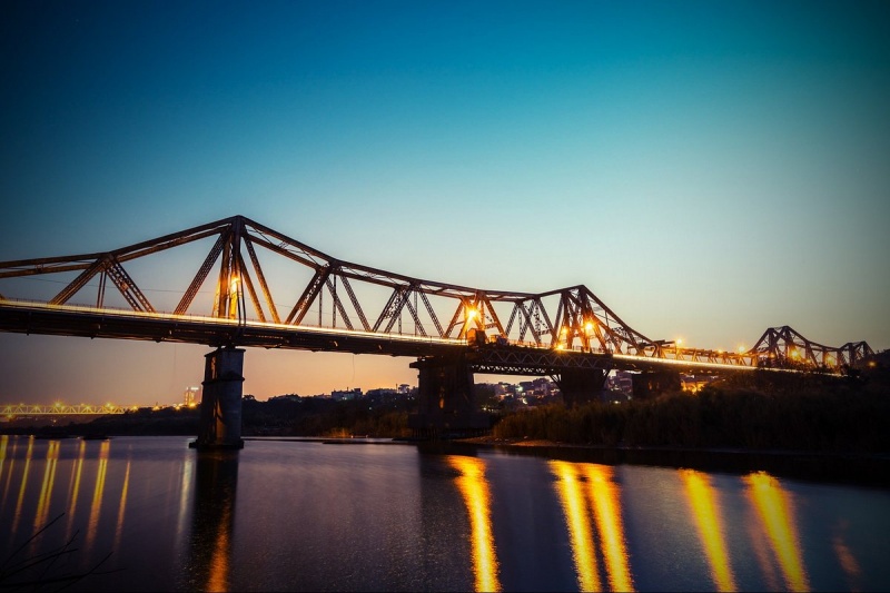 Long Bien Bridge is a must-visit attraction in Hanoi walking tours