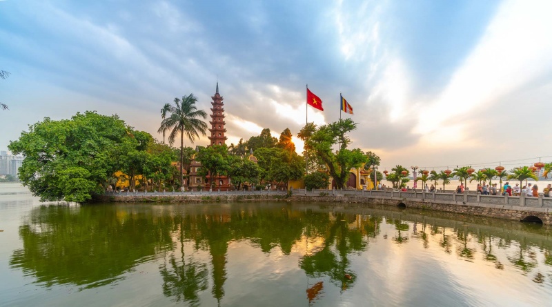 Seak ultimate peace while visiting Tran Quoc Pagoda