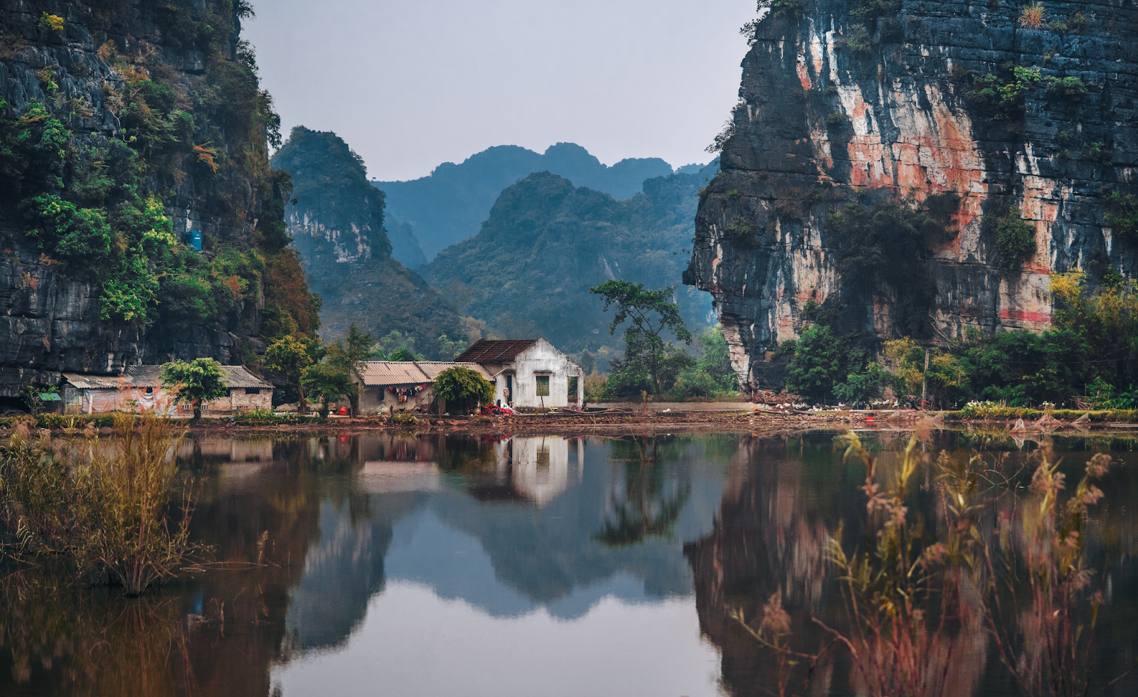 What is the Best Time of Year to Go Backpacking in Vietnam