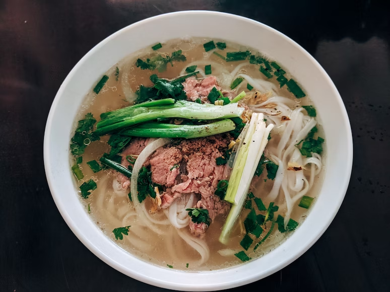 Pho (rice noodle soup) 