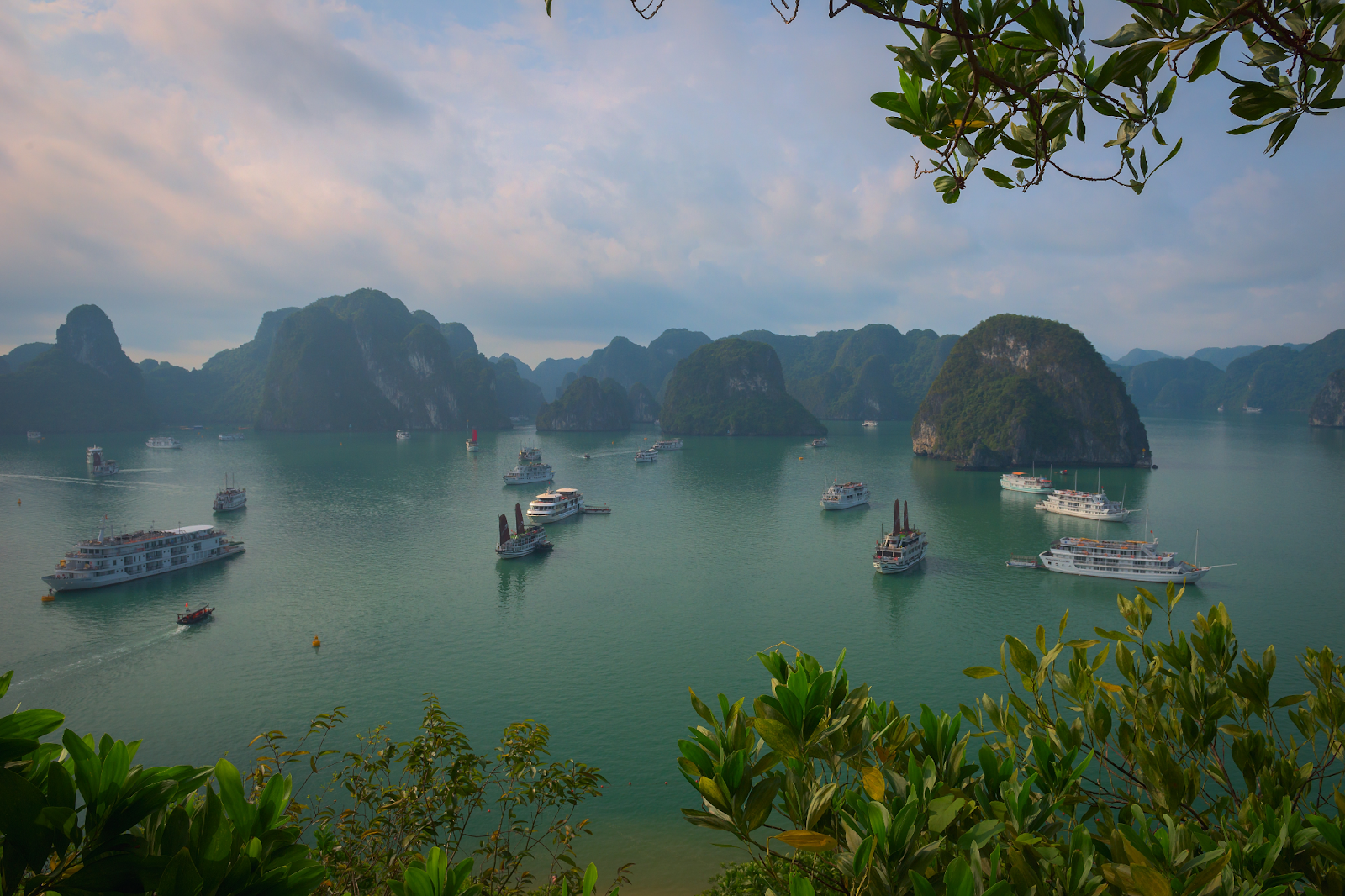 Travel Destinations in Vietnam: Halong Bay – An Unforgettable Experience
