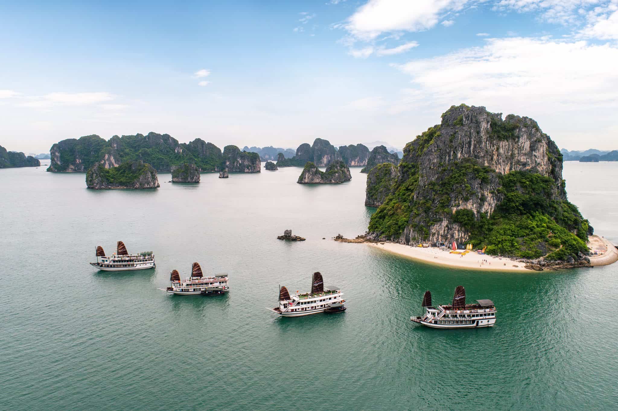 Make the most of your time in Halong Bay and explore all its spectacular weather on offer