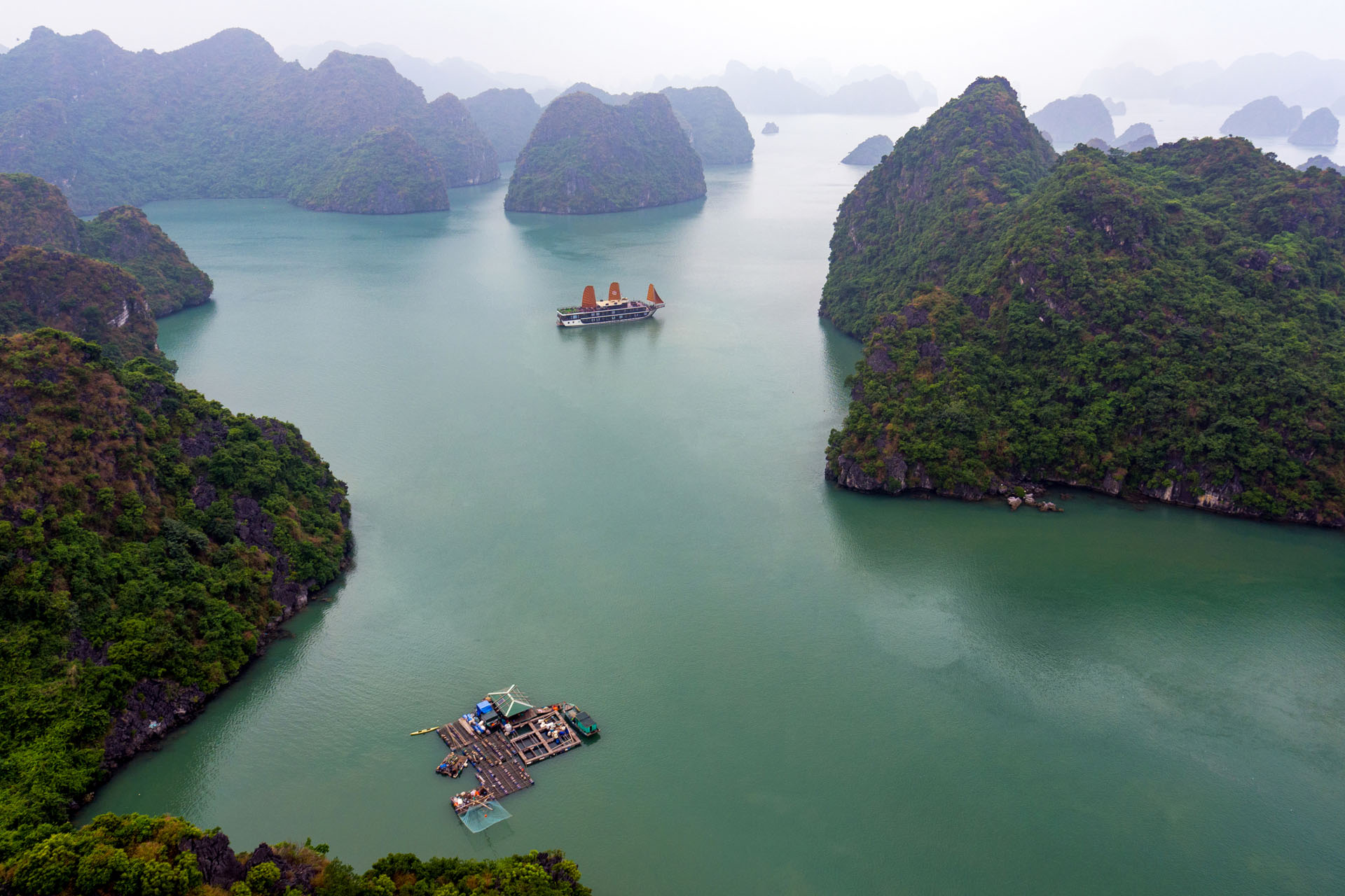 Discover the beauty of Vietnam with a trip to Hanoi, Halong Bay, and Ninh Binh