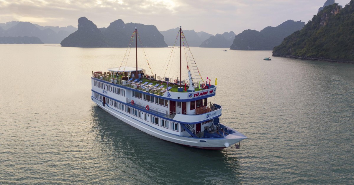 Halong Bay: Overnight Boat Cruise | GetYourGuide
