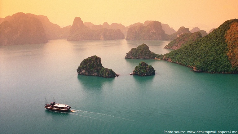 Explore the beauty of Halong Bay with these unique and fun facts. From floating fishing villages to hidden caves, prepare to be inspired by this natural wonder on your next trip