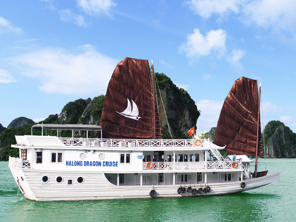 How to choose a perfect Halong Bay trip without killing your budget ...