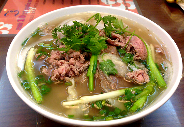 Experience the rich and aromatic flavors of pho ha noi like never before