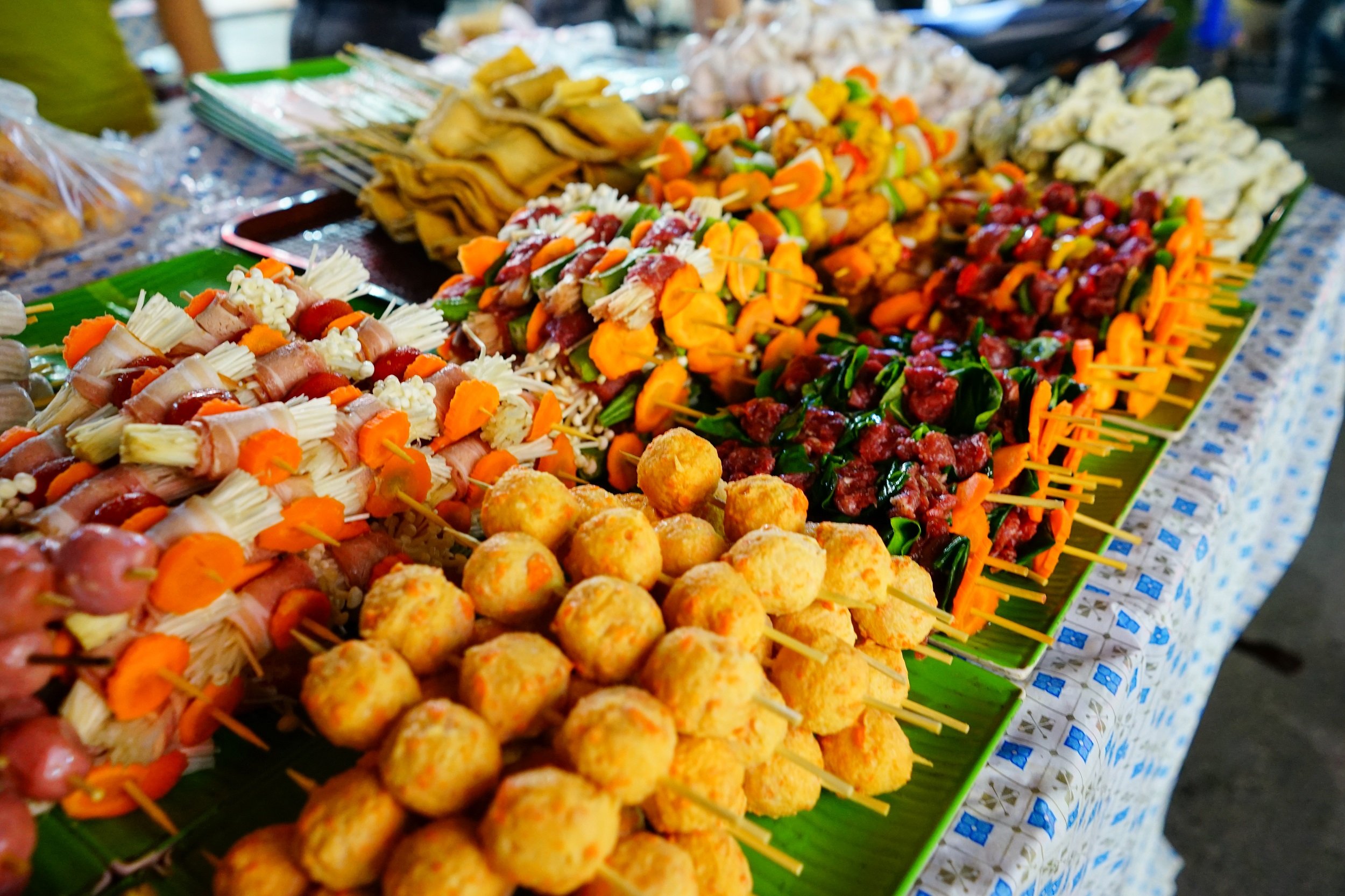 Uncover the vibrant flavors and mouth-watering dishes that make Hanoi a foodie paradise. 