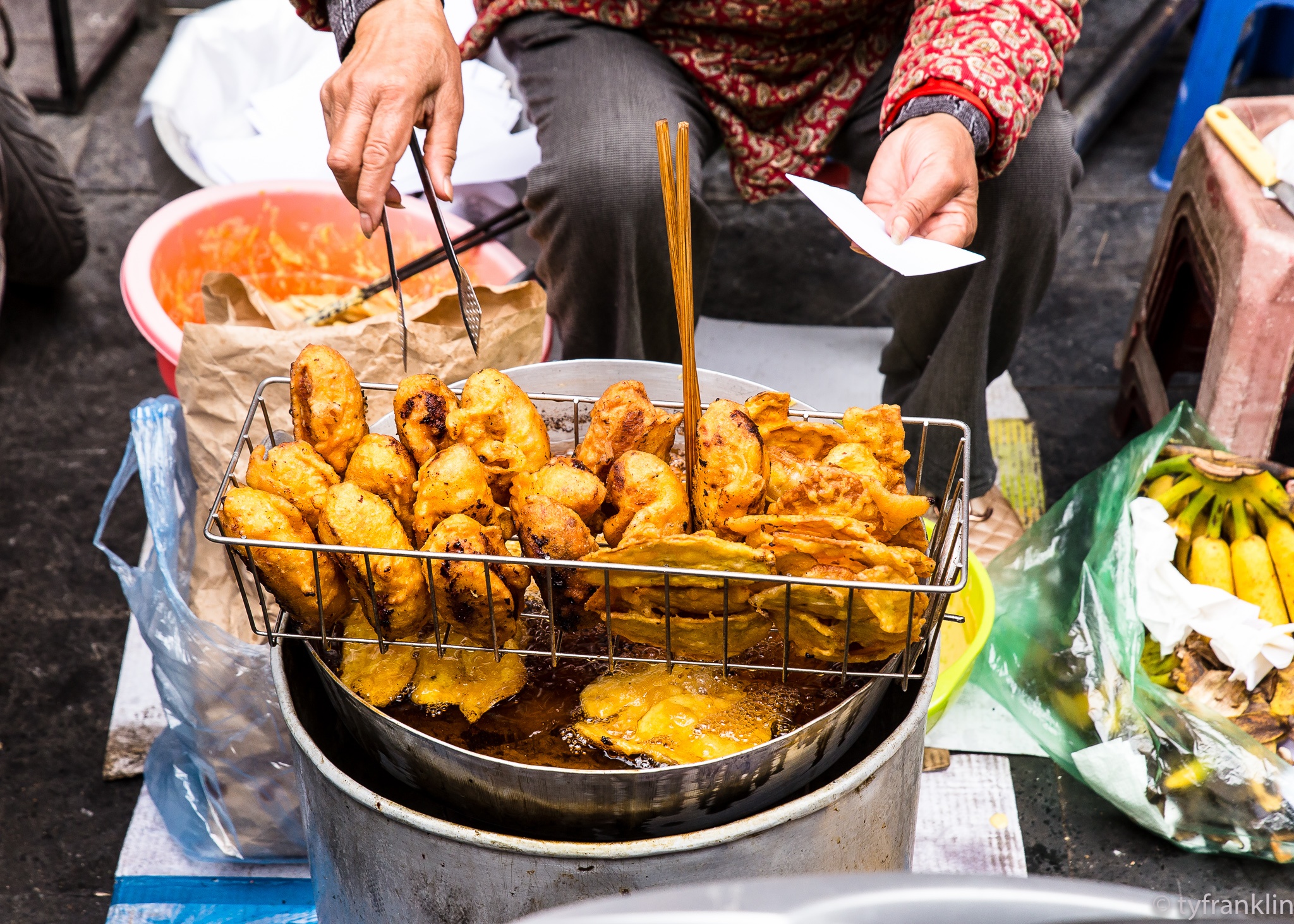 Wandering In The Heaven Of Hanoi Street Foods