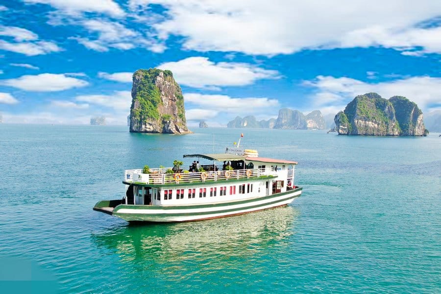 Halong Bay day tour from Hanoi (7 hour cruise)