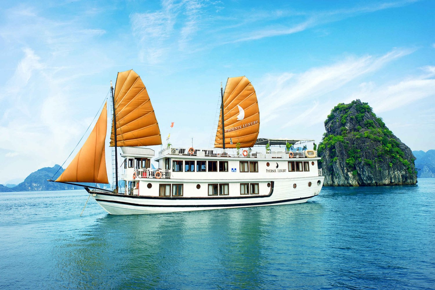 Unlock the Magic of Halong Bay with Tour from Hanoi