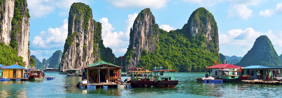 Vietnam Vacations: Floating villages halong bay