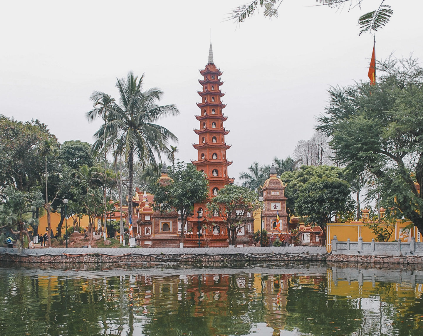 Hanoi Tourism: Tran Quoc Pagoda