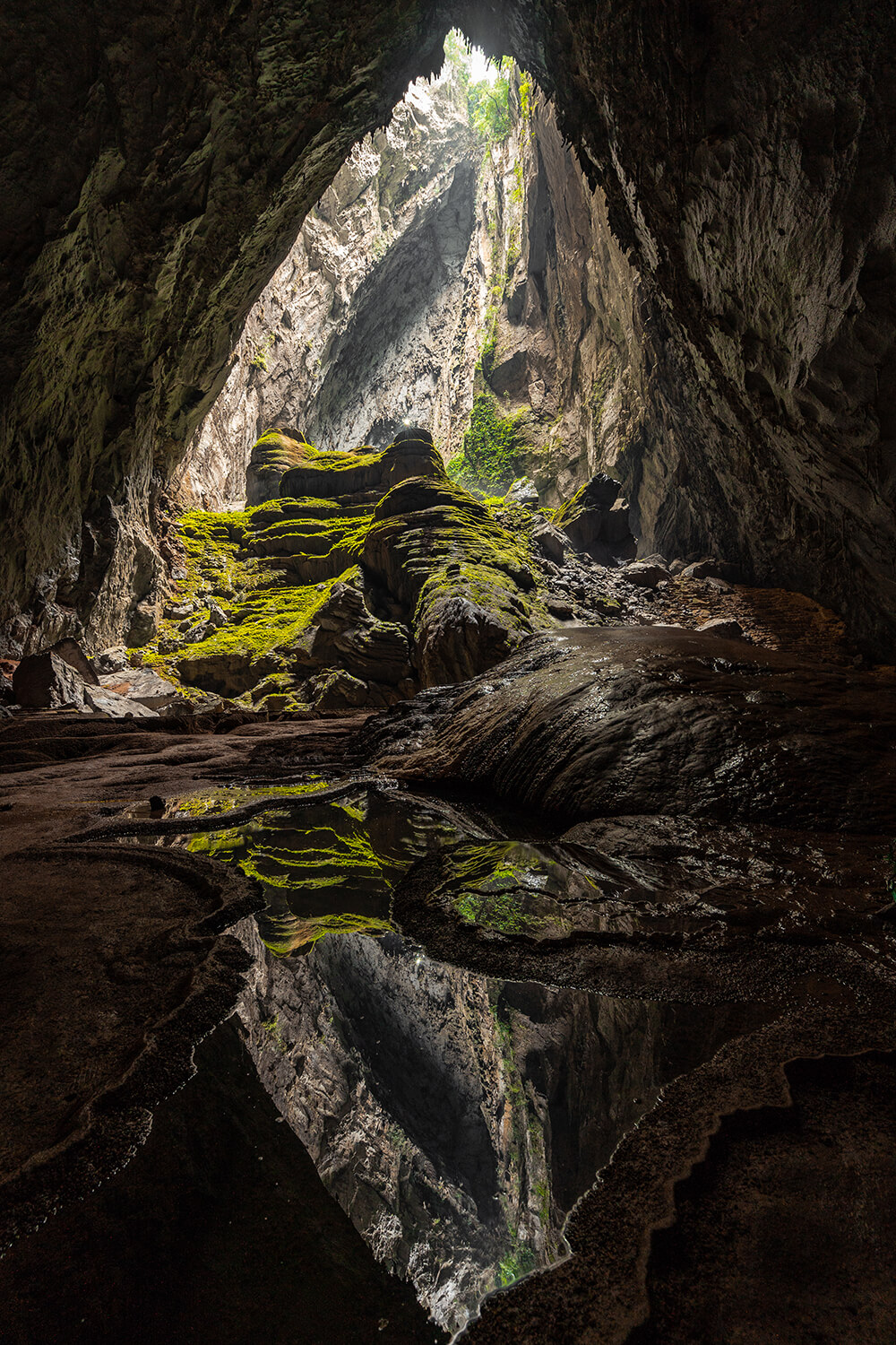Son Doong Cave - Vietnams natural wonder
