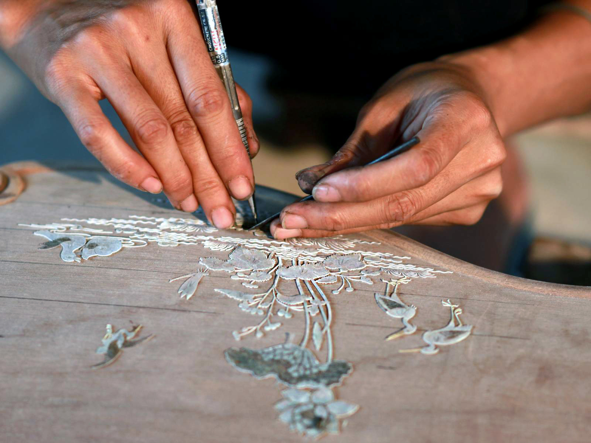 Discover the true artistry of the pearl inlay tradition in this enchanting village