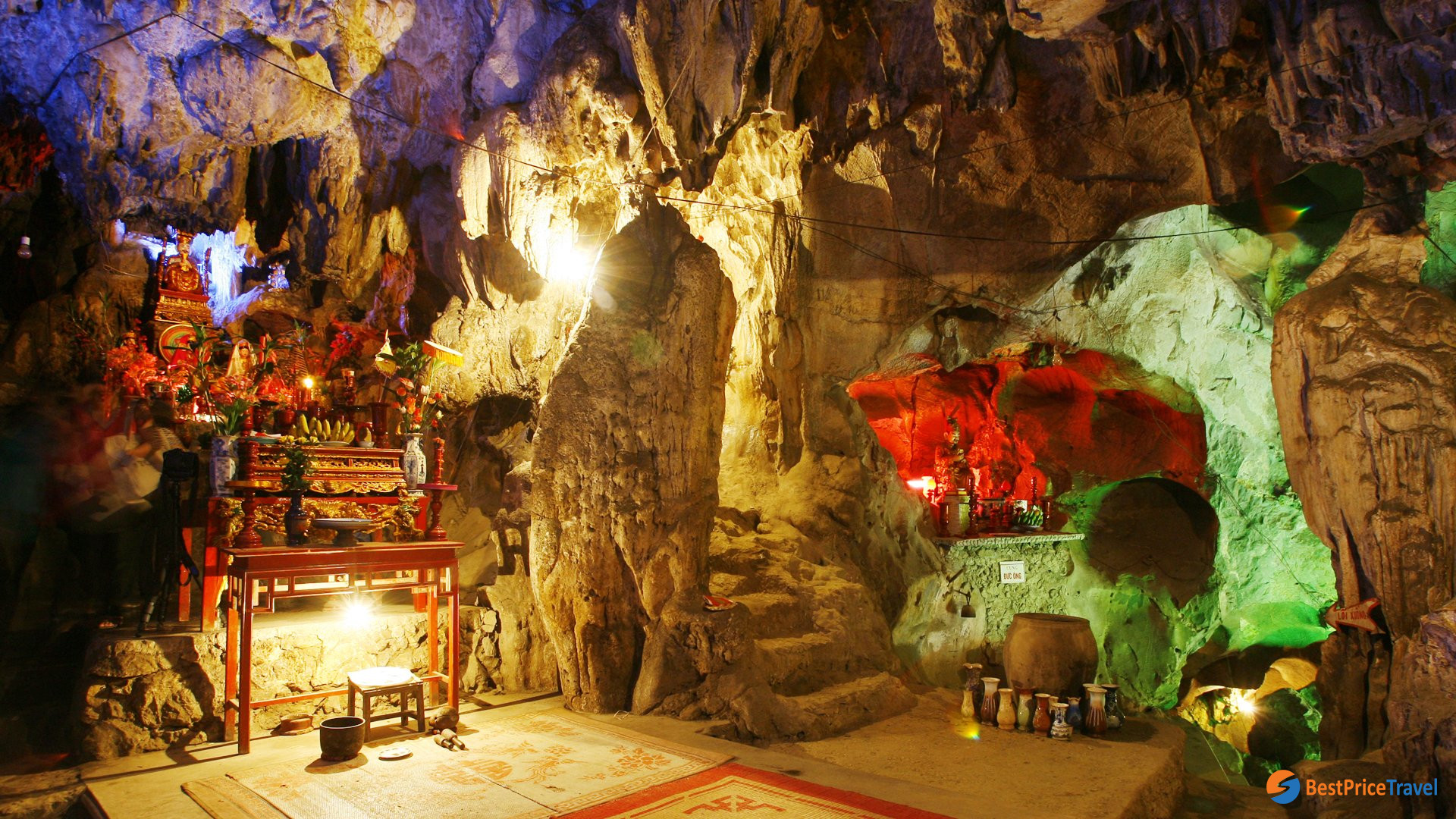 Embrace the traveler in you, Discover a hidden paradise and explore the majestic Mo Luong Caves in Mai Chau Valley