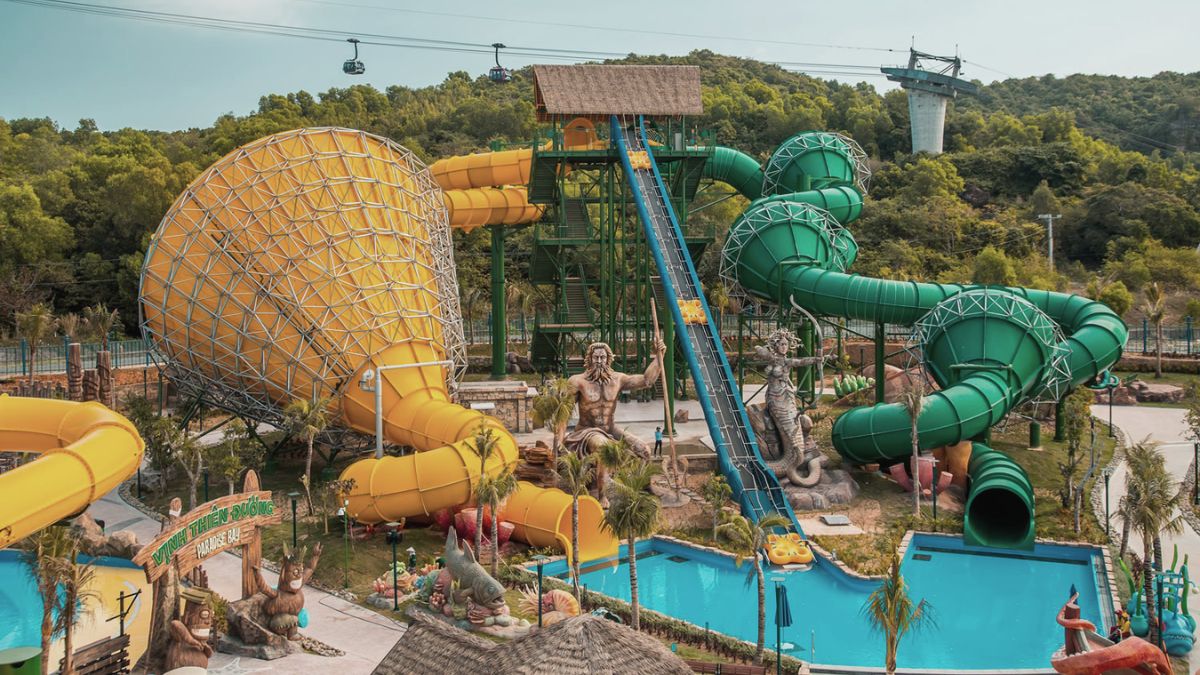 Take the adventure to a whole new level and take a cable car to get to Aquatopia Water Park