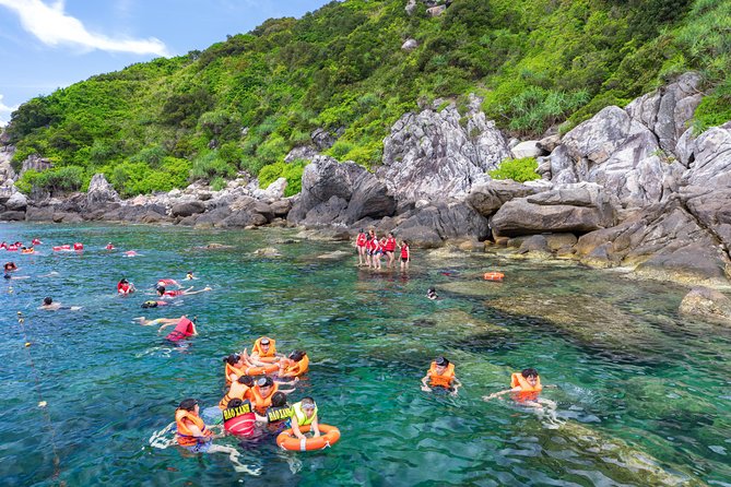 Dive into a world of breathtaking beauty and discover the hidden gems beneath the waves when you explore Chàm Island by snorkeling