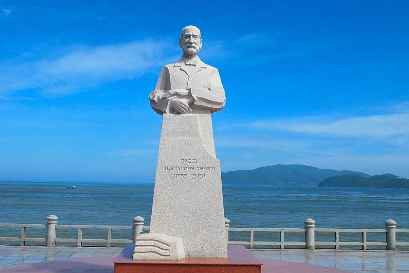Nha Trang pays tribute to an extraordinary scientist whose dedication and commitment to his work made an impact on the local community