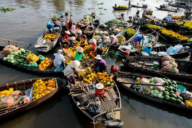 Cai Rang Floating Market - the mekong delta vietnam