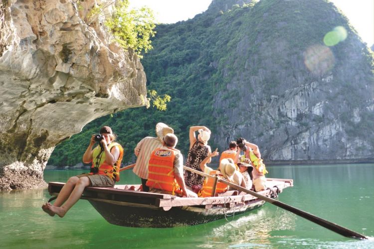 Ha Long Bay - vietnam tourist sites