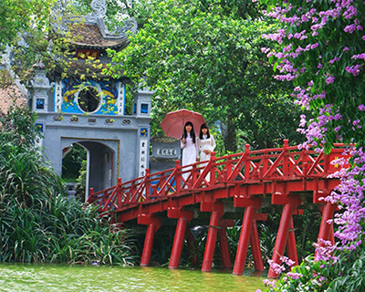 From ancient temples to bustling street markets, explore the unique culture and captivating history of Hanoi