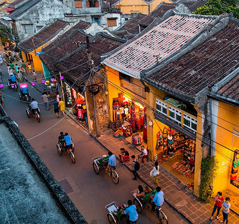 Vietnam Private Tours: Hoi An ancient town