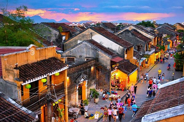 Come explore the streets of Hoi An for an unforgettable experience - vietnam tourist sites
