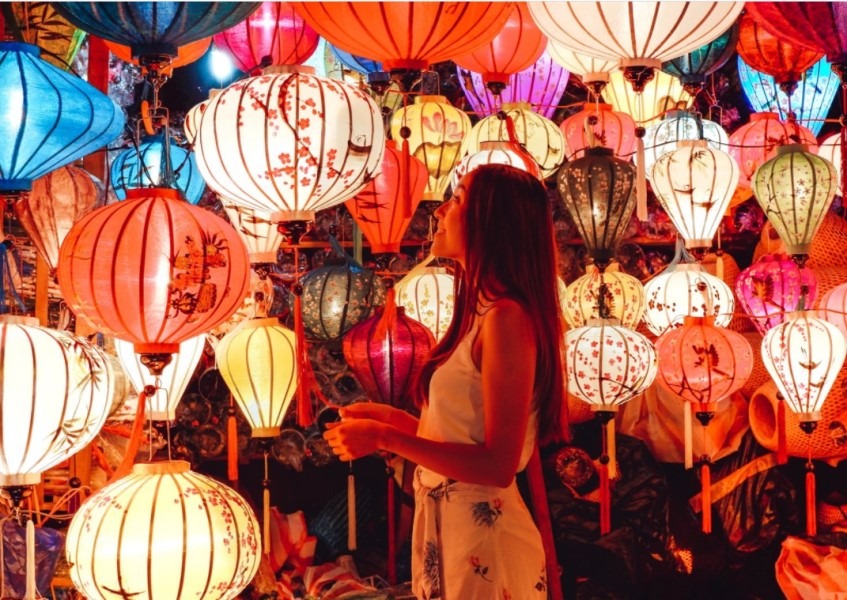 Get lost in a world of magic and beauty - explore the Hội An Lantern Market and be inspired