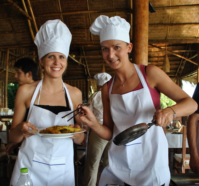 Come explore the vibrant flavors and unique cooking styles of Hanoi with us