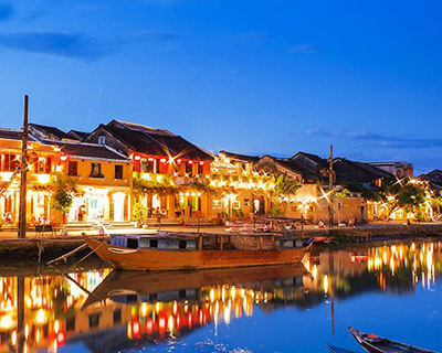 From ancient temples to colorful lantern-lit streets, discover the beauty and culture of Hoi An - beautiful places in Vietnam