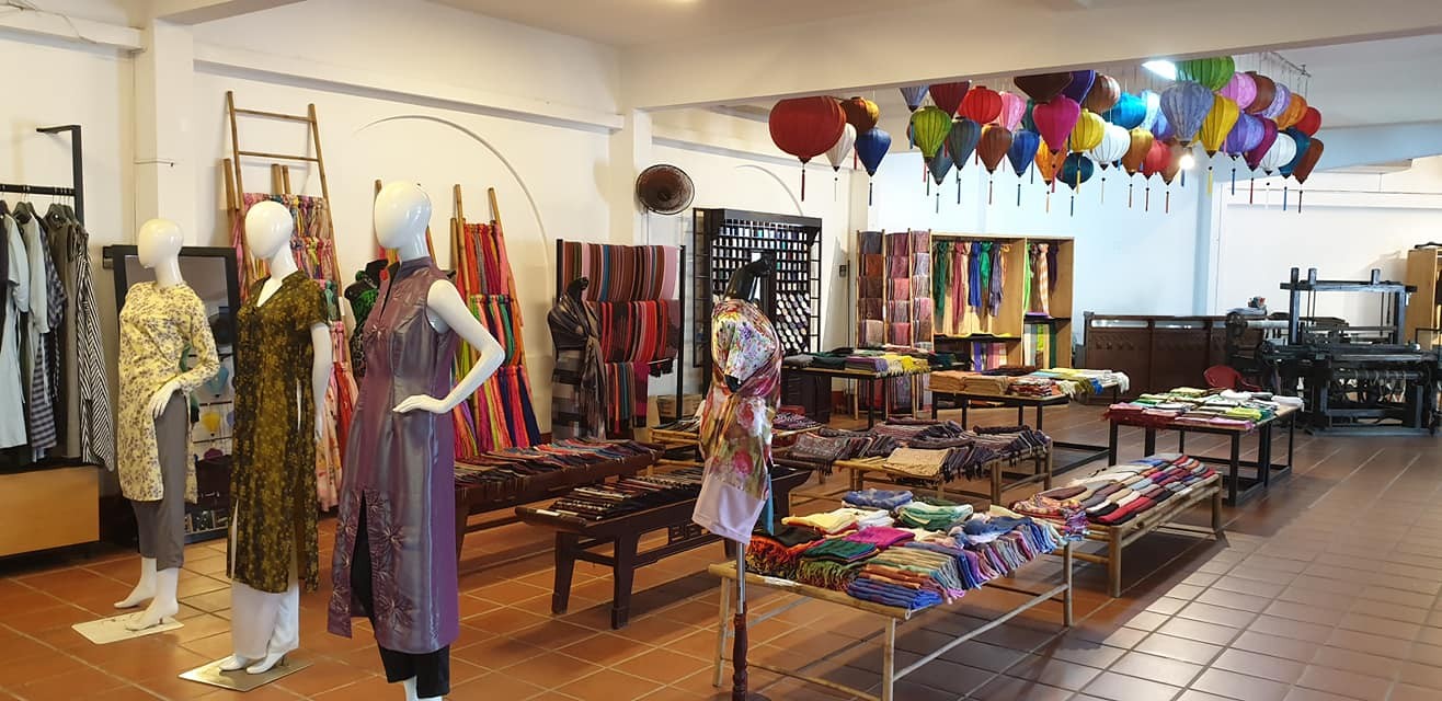 Make your style stand out in Vietnam while exploring the art of tailor-made fashion in Hoi An