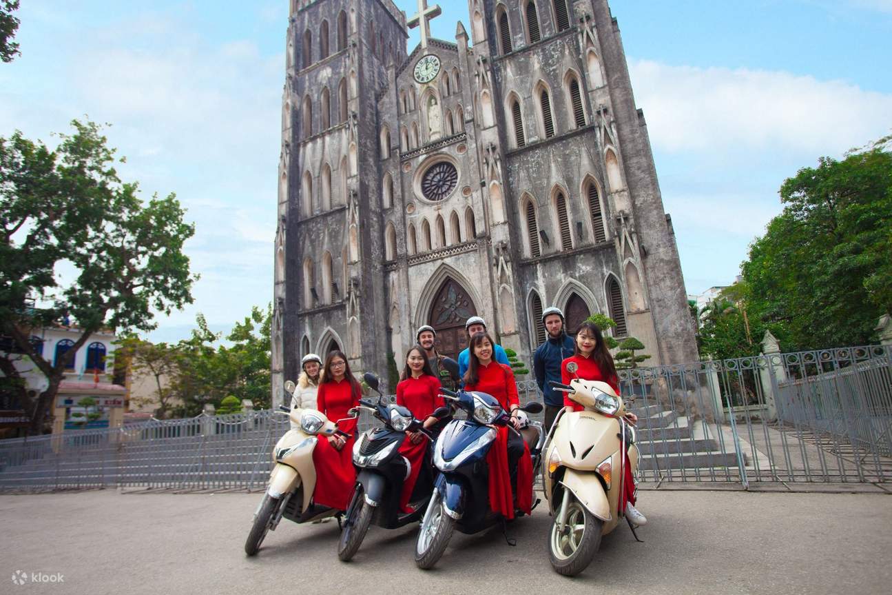 Unleash your inner adventurer and explore the world in a new way with motorbike tour Hanoi