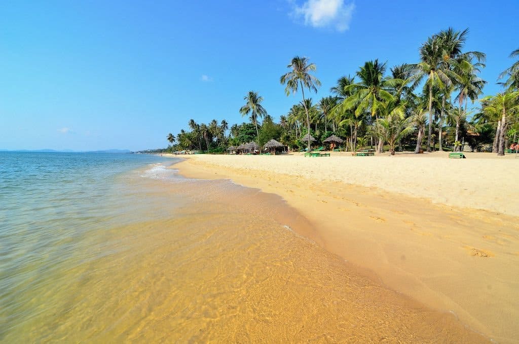 Paradise awaits, Come take a dip in the crystal blue waters of Bai Dai beach in beautiful Phu Quoc Island - Phu Quoc beaches