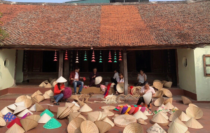 Step into a world of history and culture at Non Nuoc Communal House in Chuong - Chuong conical hat village