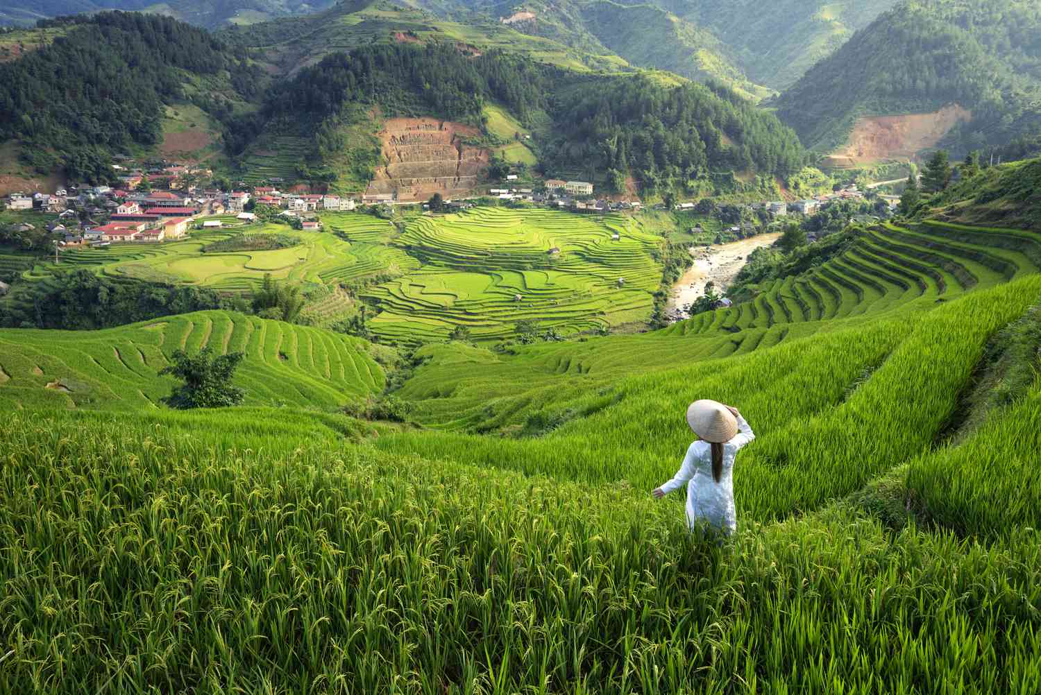 Explore the beauty of Sapa Vietnam and feel inspired by its culture, sights, and delicious food - vietnam vacation destinations