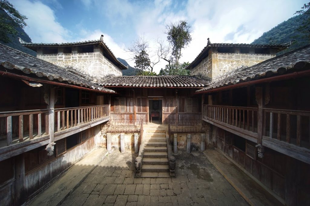 Step into Vuong Palace and be amazed at the beauty of this magical place