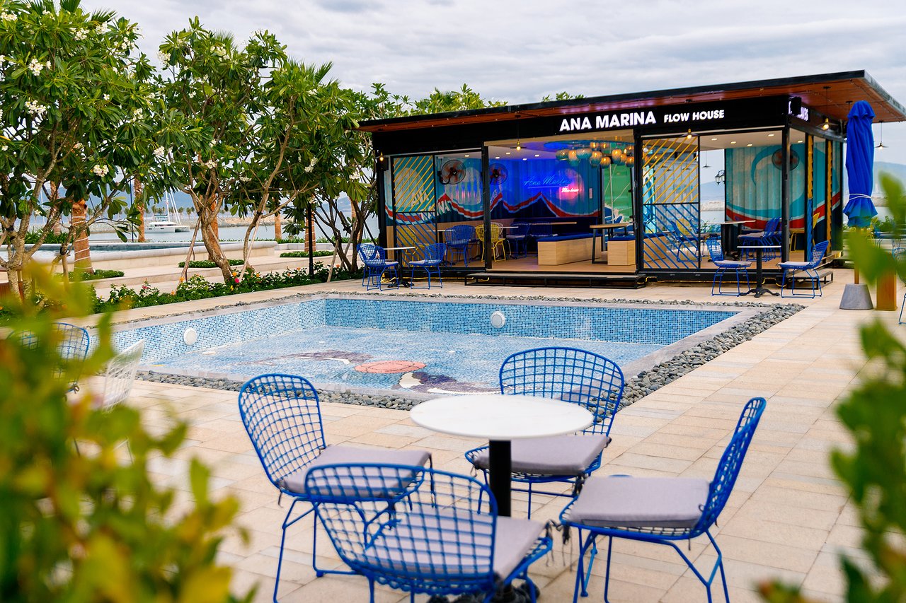 Feel the ocean breeze and go with the flow, Experience the Ana Marina Flow House for a thrilling ride like no other - Ana Marina Flow House Nha Trang