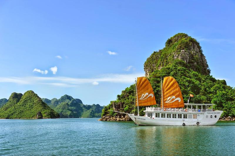 Experience a sense of wanderlust on a cruise to Halong Bay - touring in Vietnam