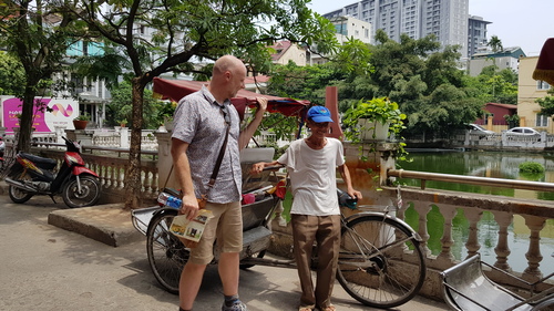 Ready to explore the stunning beauty of Hanoi and Halong Bay - vietnam itinerary 10 days